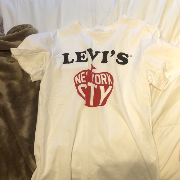 Small Levi’s shirt. - Picture 1 of 2
